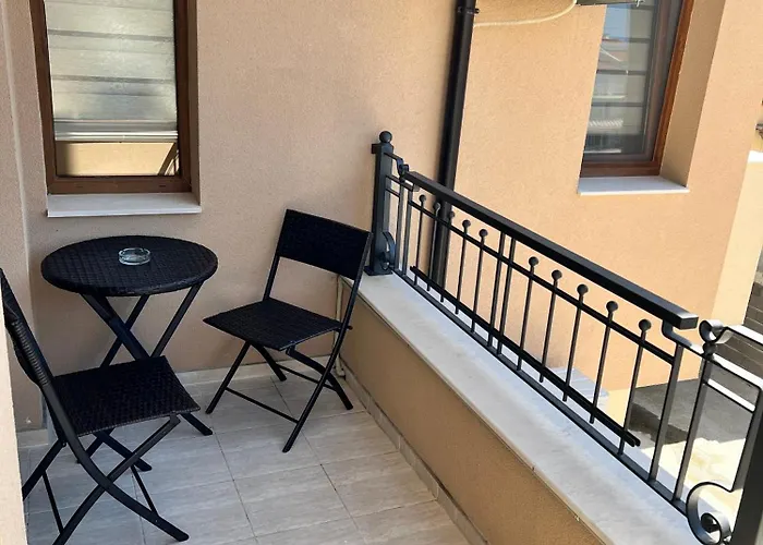 Апартамент Beachhouse - бийчхаус *